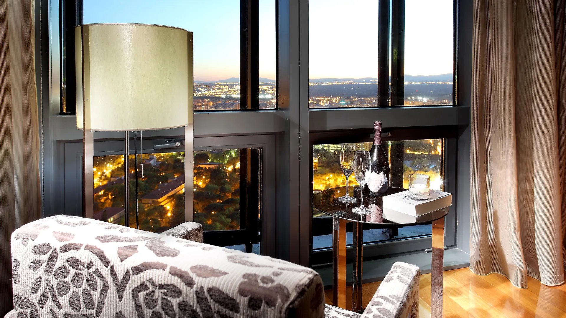 Eurostars Madrid Tower Hotel 5*,
