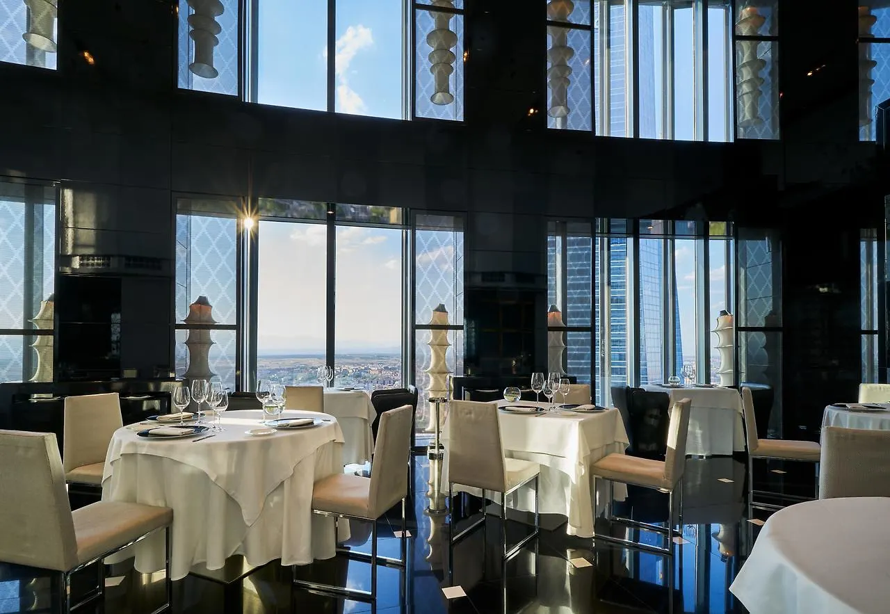 Eurostars Madrid Tower Hotel 5*,